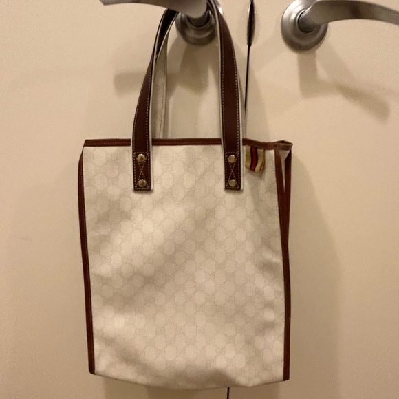 Vintage GUCCI GG Monogram Medium
Signature white brown leather Tote bag purse - Picture 1 of 16